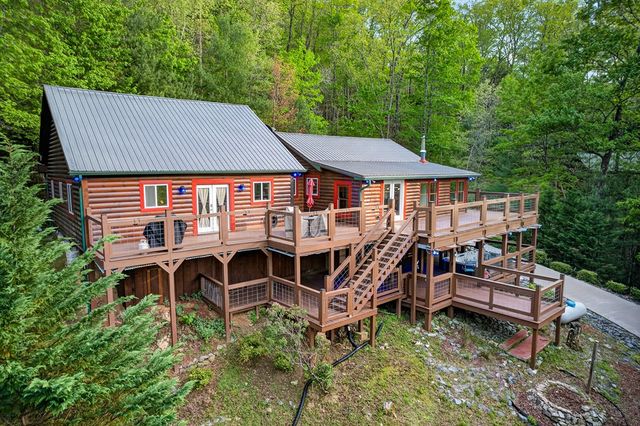 19 The Forest Road, Blue Ridge, GA 30513