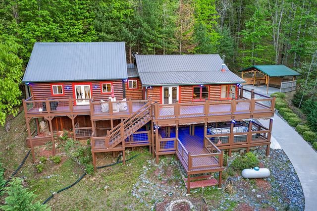 19 The Forest Road, Blue Ridge, GA 30513