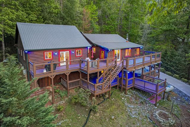 19 The Forest Road, Blue Ridge, GA 30513
