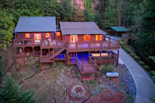 19 The Forest Road, Blue Ridge, GA 30513
