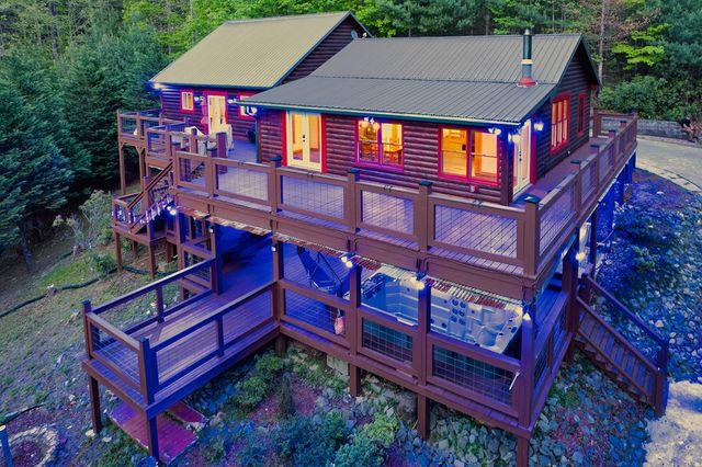 19 The Forest Road, Blue Ridge, GA 30513