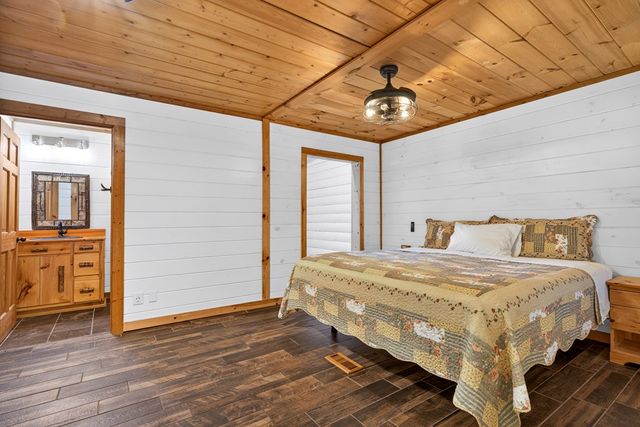 19 The Forest Road, Blue Ridge, GA 30513