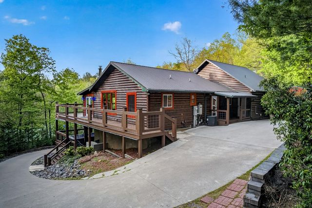 19 The Forest Road, Blue Ridge, GA 30513