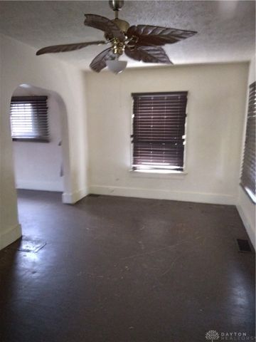 724 Dennison Avenue, Dayton, OH 45417