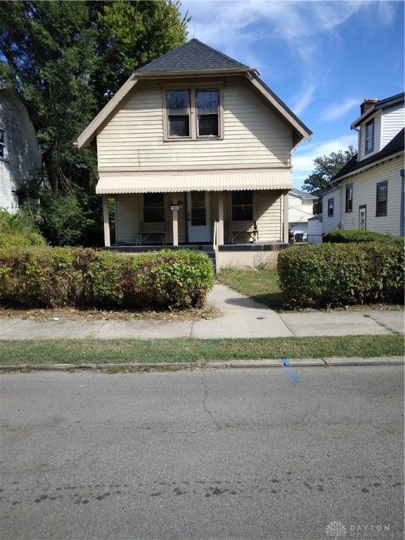 724 Dennison Avenue, Dayton, OH 45417