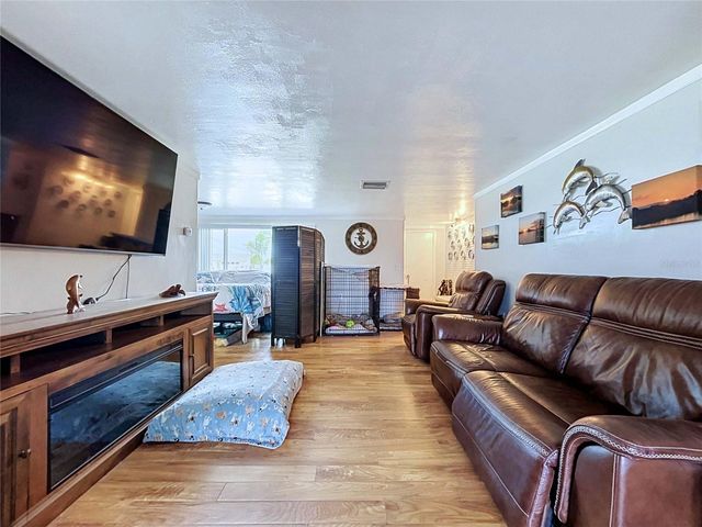 6536 LEESIDE ISLE, Hudson, FL 34667