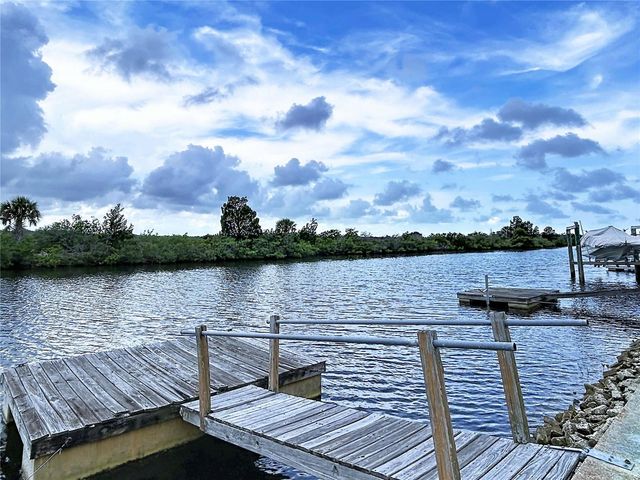 6536 LEESIDE ISLE, Hudson, FL 34667