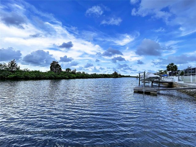 6536 LEESIDE ISLE, Hudson, FL 34667
