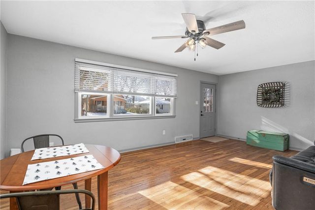 3333 Seneca Street, St Joseph, MO 64507