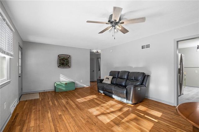 3333 Seneca Street, St Joseph, MO 64507