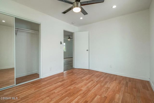 1520 W 107th Street, Los Angeles, CA 90047