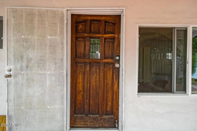 1520 W 107th Street, Los Angeles, CA 90047