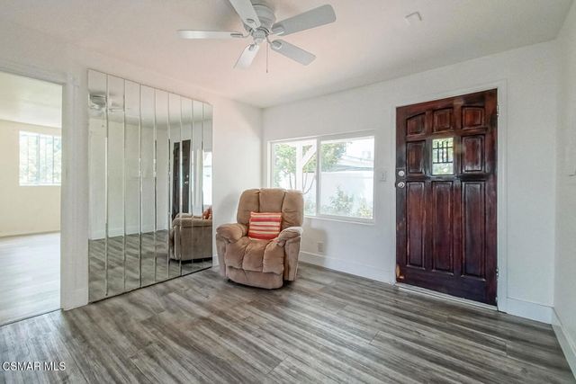 1520 W 107th Street, Los Angeles, CA 90047