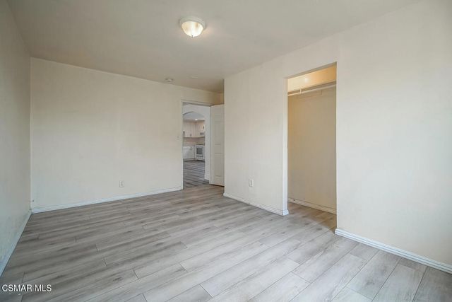 1520 W 107th Street, Los Angeles, CA 90047