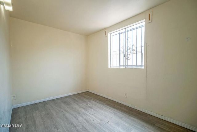 1520 W 107th Street, Los Angeles, CA 90047