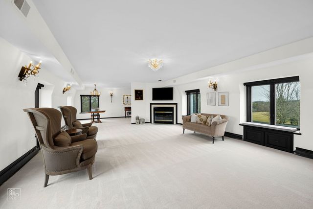 14800 108th Avenue, Orland Park, IL 60467