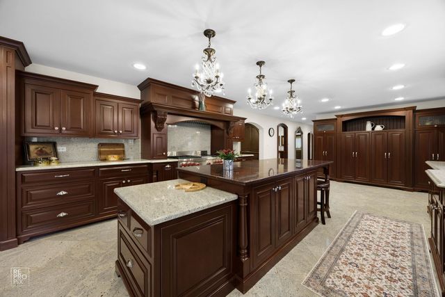14800 108th Avenue, Orland Park, IL 60467