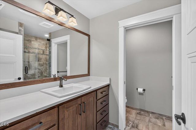4048 Fieldbrook Avenue, Medford, OR 97504