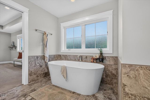 4048 Fieldbrook Avenue, Medford, OR 97504
