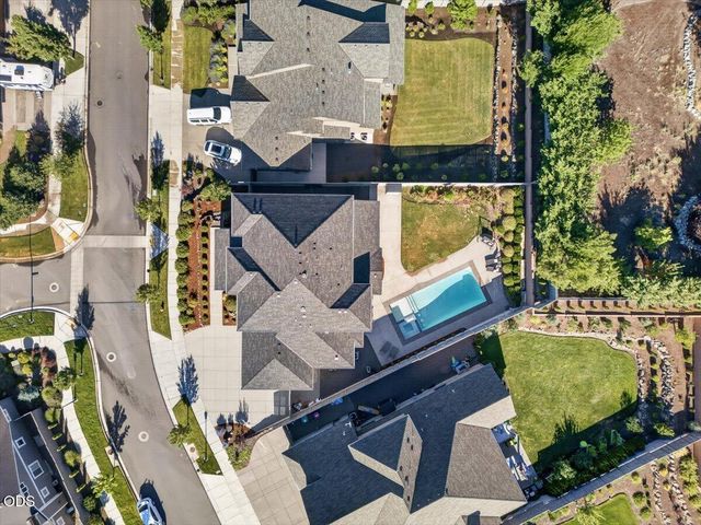 4048 Fieldbrook Avenue, Medford, OR 97504