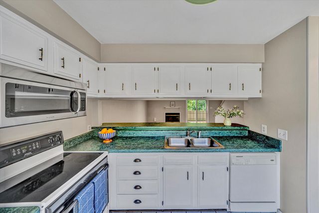 7311 Maple CT, Roanoke, VA 24018