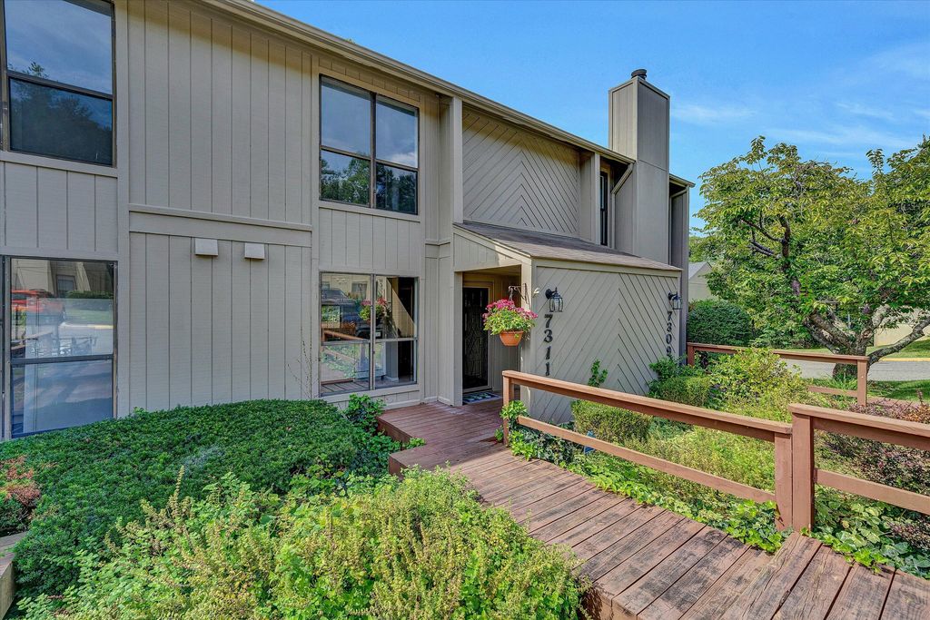 7311 Maple CT, Roanoke, VA 24018