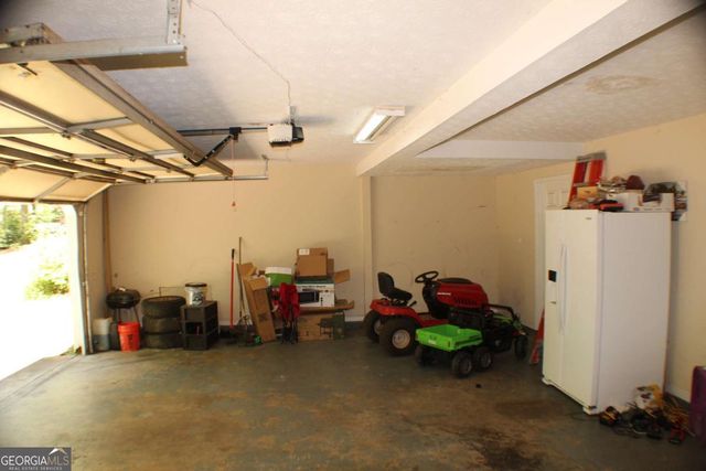 158 Elk Grove Drive, Auburn, GA 30011