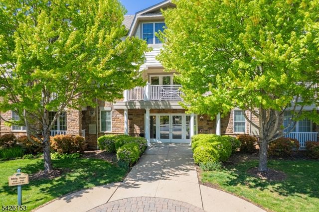 467 Victoria Drive, Bridgewater Twp., NJ 08807