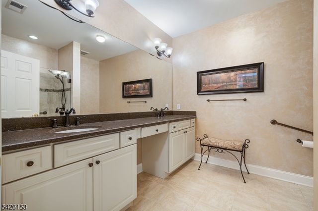 467 Victoria Drive, Bridgewater Twp., NJ 08807