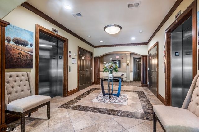 467 Victoria Drive, Bridgewater Twp., NJ 08807