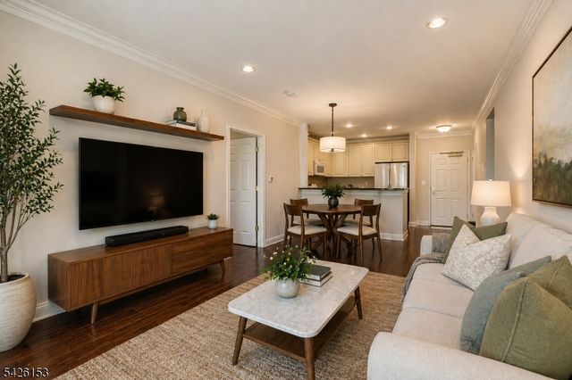 467 Victoria Drive, Bridgewater Twp., NJ 08807