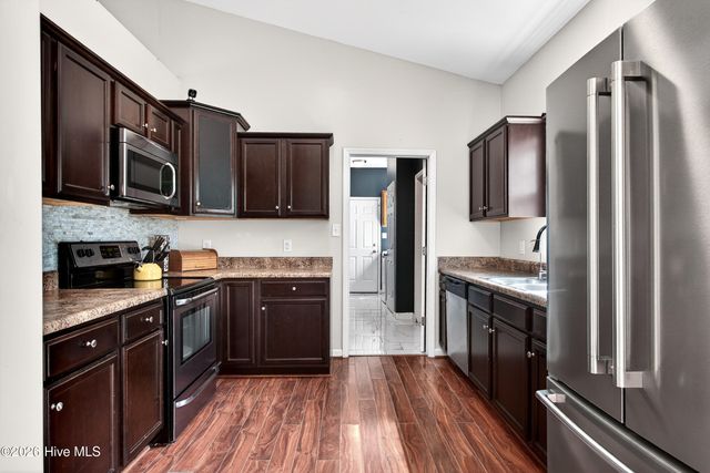 112 Lilac Lane, Richlands, NC 28574