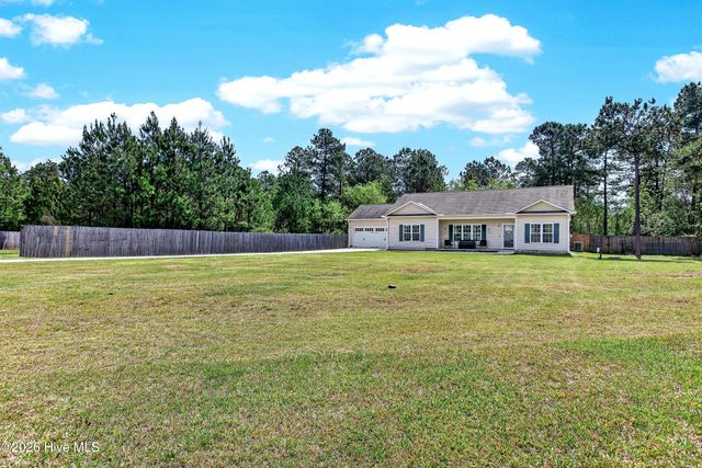 112 Lilac Lane, Richlands, NC 28574