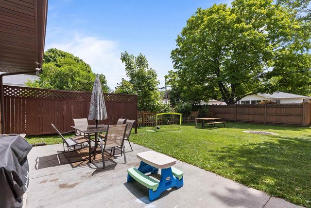 1125 COOLIDGE AVENUE, Oshkosh, WI 54902