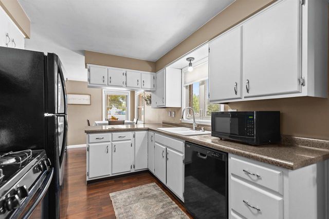 1125 COOLIDGE AVENUE, Oshkosh, WI 54902