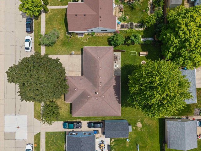 1125 COOLIDGE AVENUE, Oshkosh, WI 54902