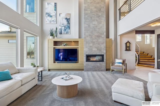 19510 Camden Avenue, Elkhorn, NE 68022