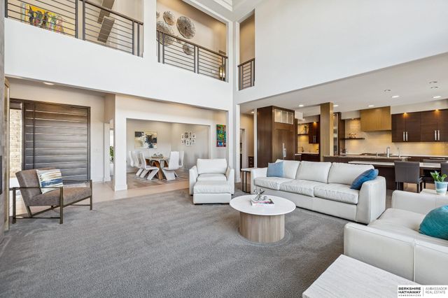 19510 Camden Avenue, Elkhorn, NE 68022