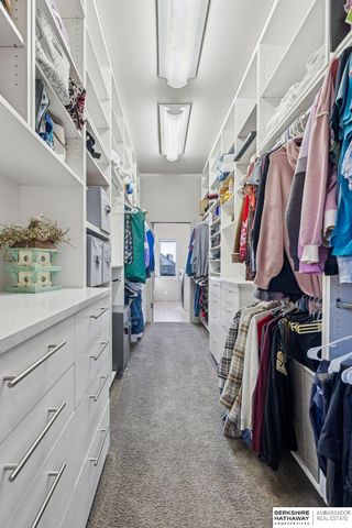 19510 Camden Avenue, Elkhorn, NE 68022