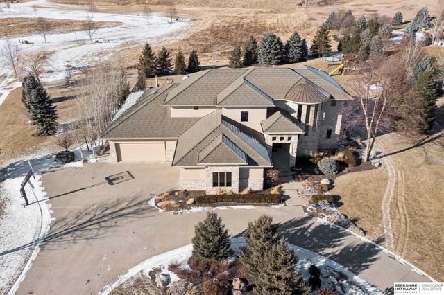 19510 Camden Avenue, Elkhorn, NE 68022