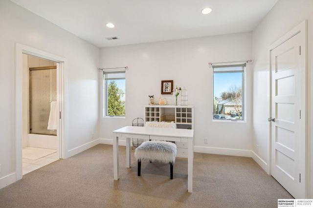 19510 Camden Avenue, Elkhorn, NE 68022