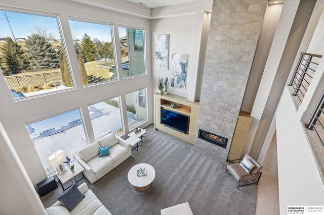 19510 Camden Avenue, Elkhorn, NE 68022