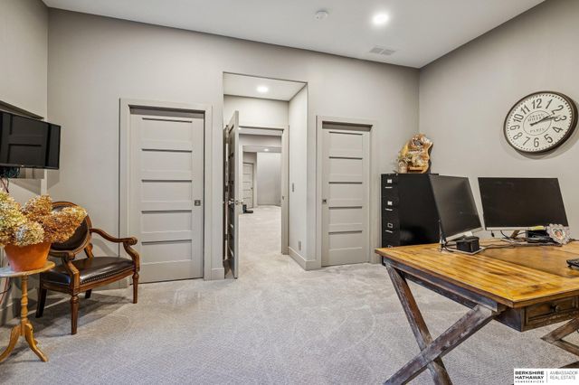 19510 Camden Avenue, Elkhorn, NE 68022