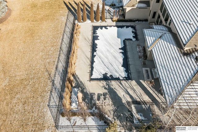 19510 Camden Avenue, Elkhorn, NE 68022