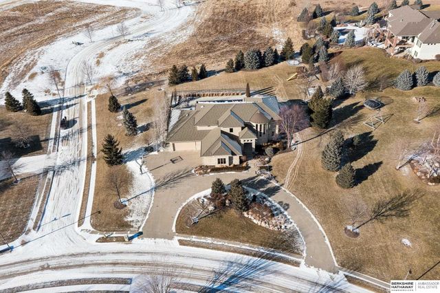 19510 Camden Avenue, Elkhorn, NE 68022