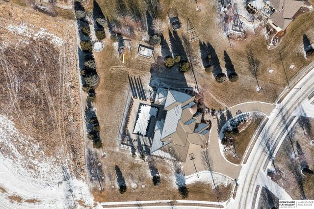 19510 Camden Avenue, Elkhorn, NE 68022