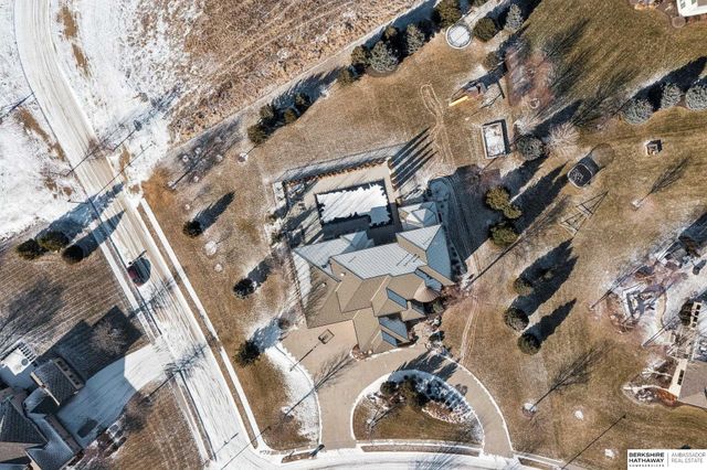 19510 Camden Avenue, Elkhorn, NE 68022