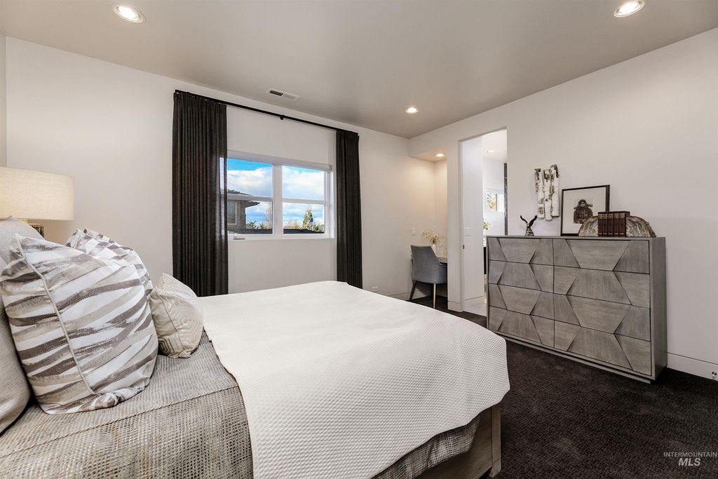 375 W Water Vista Drive, Eagle, ID 83616 photo 37