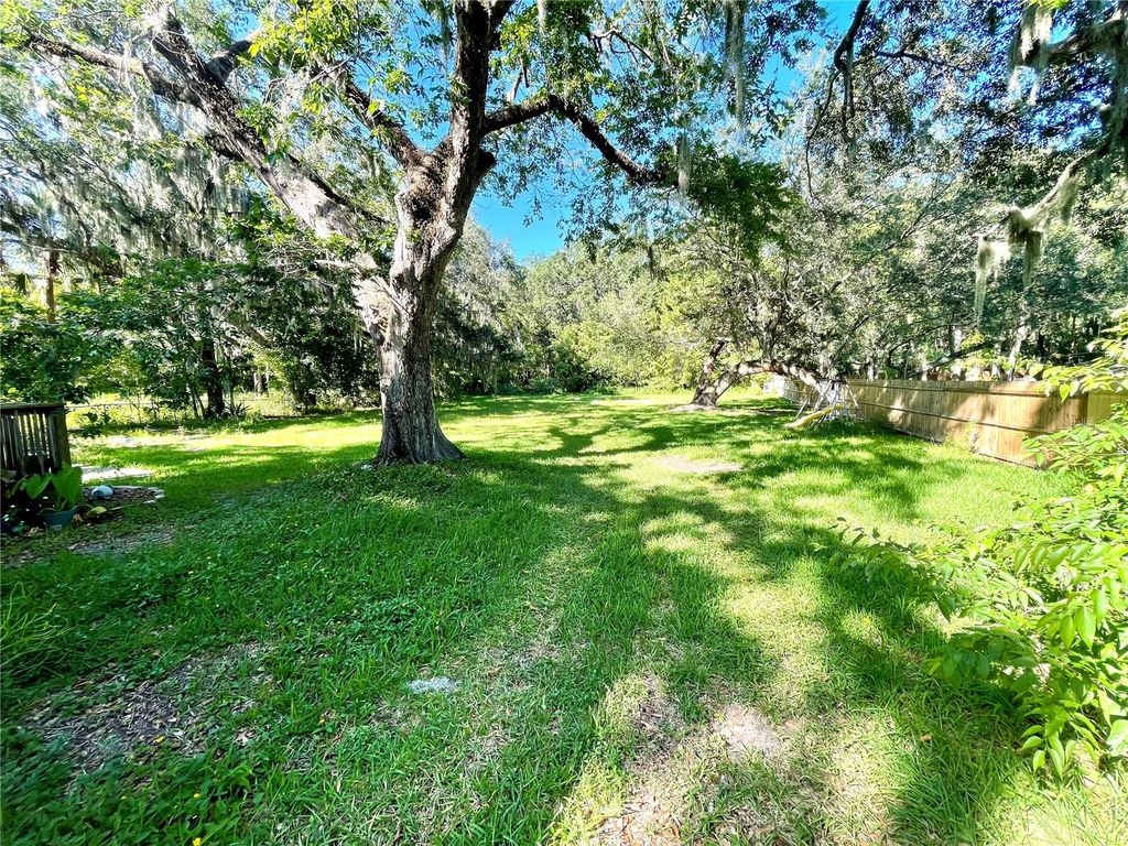 Image 6 of property listing at 839 TERRACE AVENUE, Daytona Beach, FL 32114