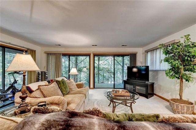500 Mount Washington Lane, Johns Creek, GA 30022